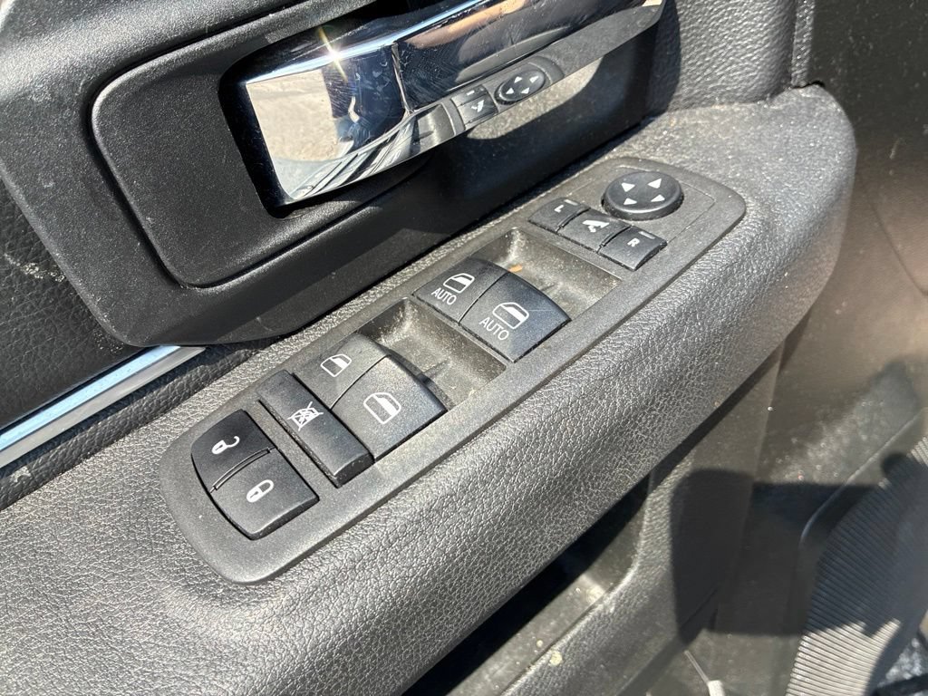 Used 2021 RAM 1500 Warlock w/ Luxury Group AWD/4WD image 12