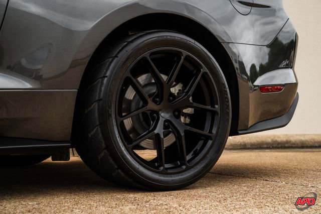 Used 2018 Ford Mustang GT w/ Black Accent Pkg RWD image 39