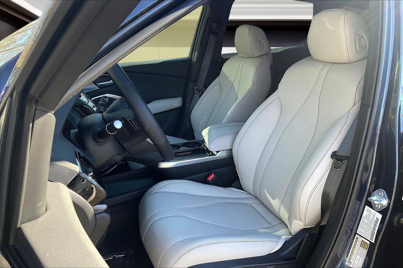 New 2025 Acura RDX SH-AWD image 9