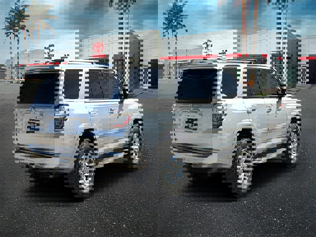 Certified 2019 Toyota 4Runner SR5 Premium image 3