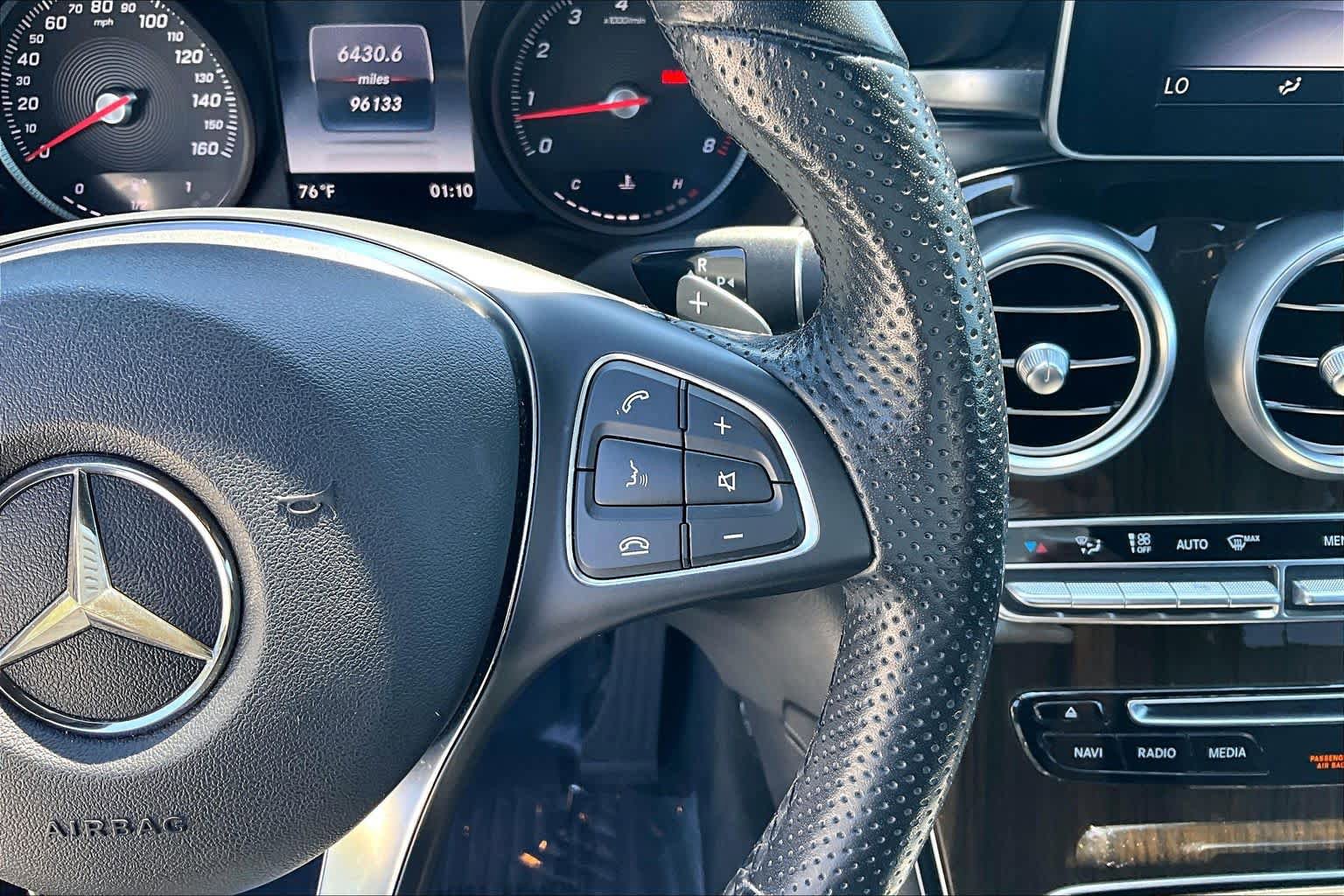 Used 2019 Mercedes-Benz GLC 300 4MATIC image 25