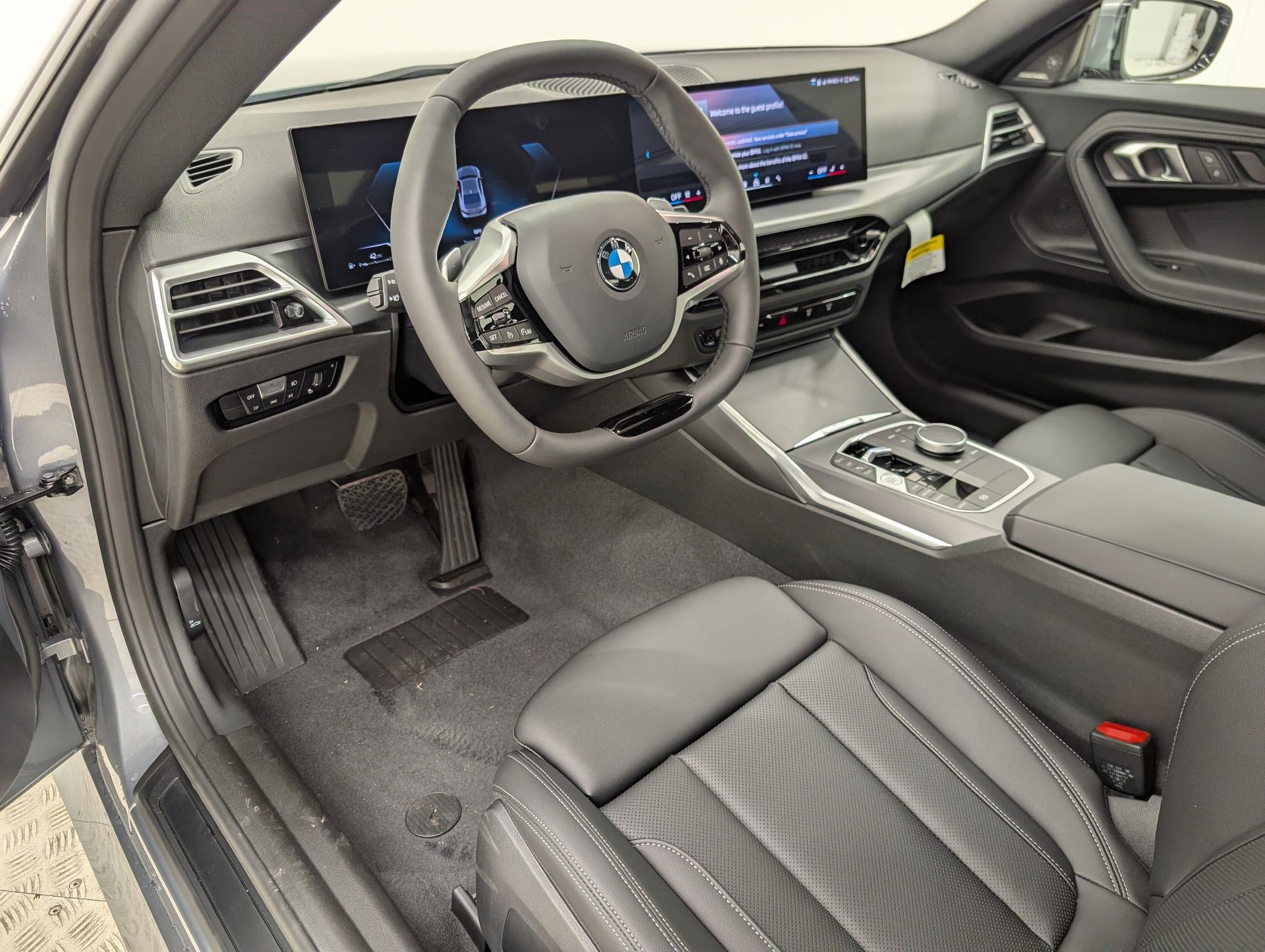 New 2026 BMW 230i Coupe w/ Convenience Package image 4