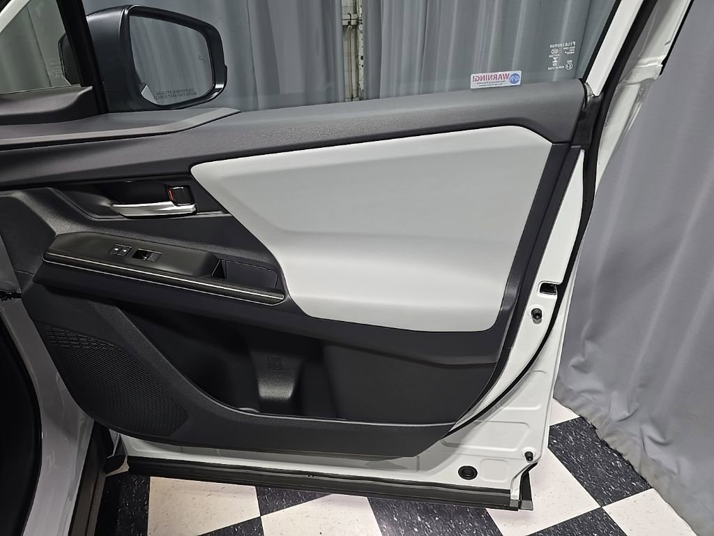 New 2026 Subaru Solterra AWD/4WD image 6