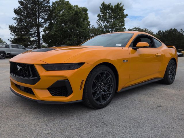 New 2026 Ford Mustang GT Premium w/ GT Performance Package RWD image 7
