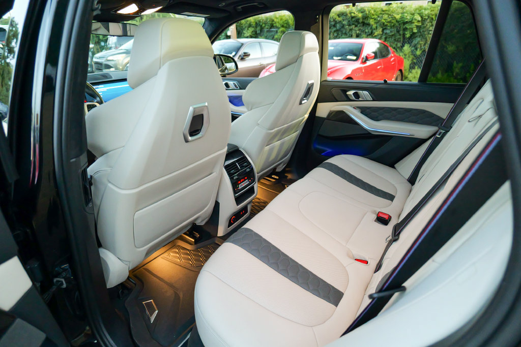 Used 2024 BMW X5 M Competition w/ Executive Package AWD/4WD image 26