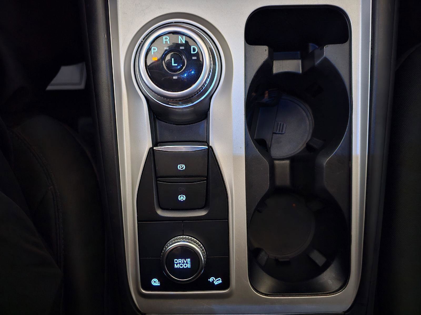 Used 2022 Ford Explorer XLT image 24