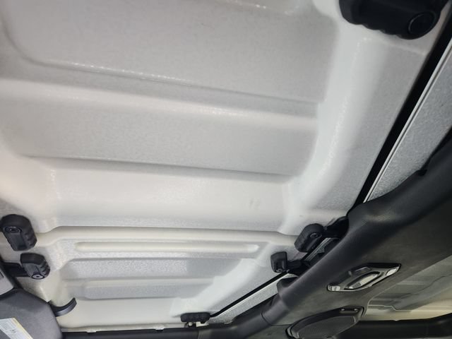 Used 2023 Jeep Wrangler Unlimited Sahara AWD/4WD image 27