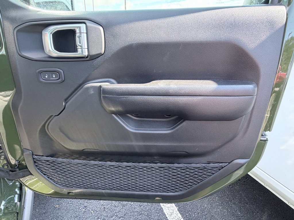 Used 2021 Jeep Gladiator Rubicon image 22