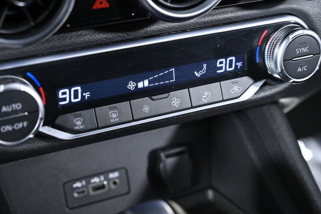 Used 2020 Nissan Sentra SV image 17