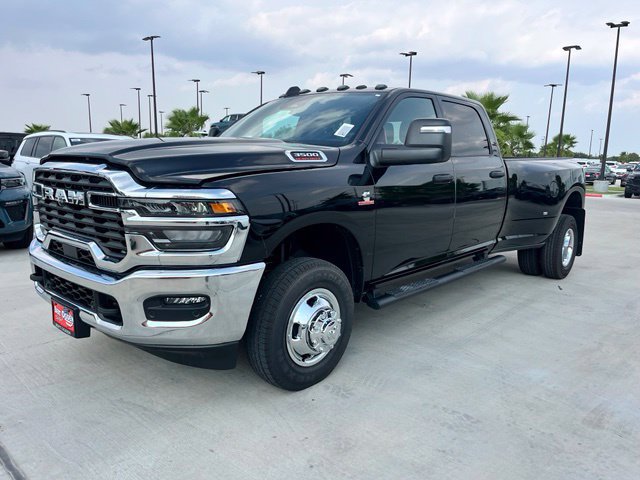 New 2027 RAM 3500 Tradesman AWD/4WD image 3