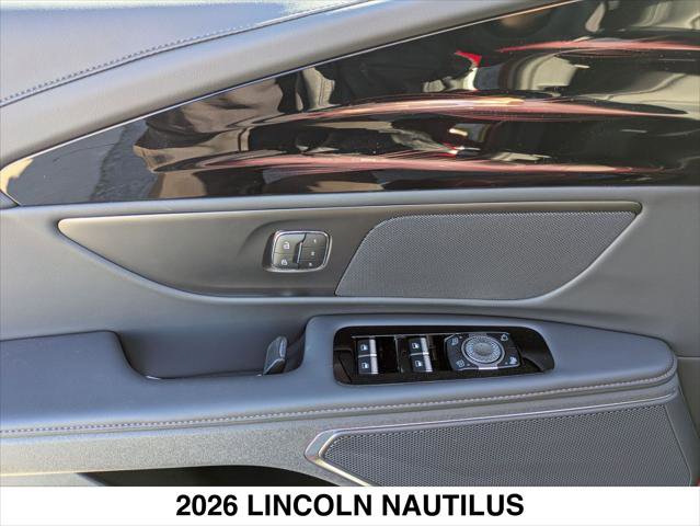 New 2026 Lincoln Nautilus Premier image 7
