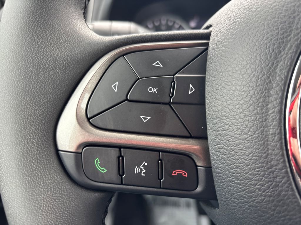 Used 2022 Jeep Renegade Latitude image 27