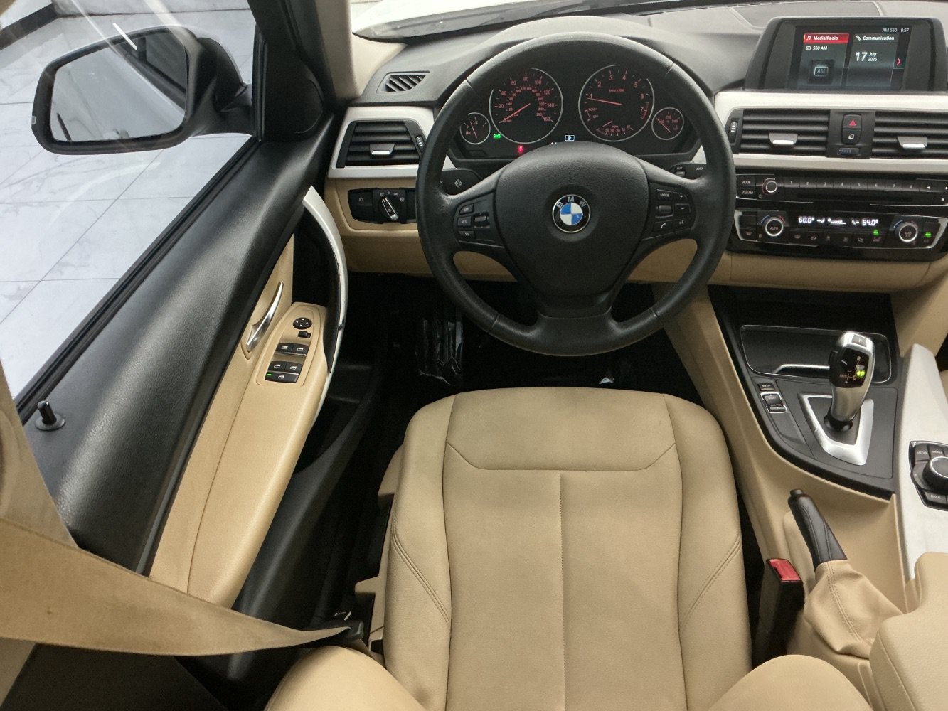Used 2018 BMW 320i Sedan RWD image 30