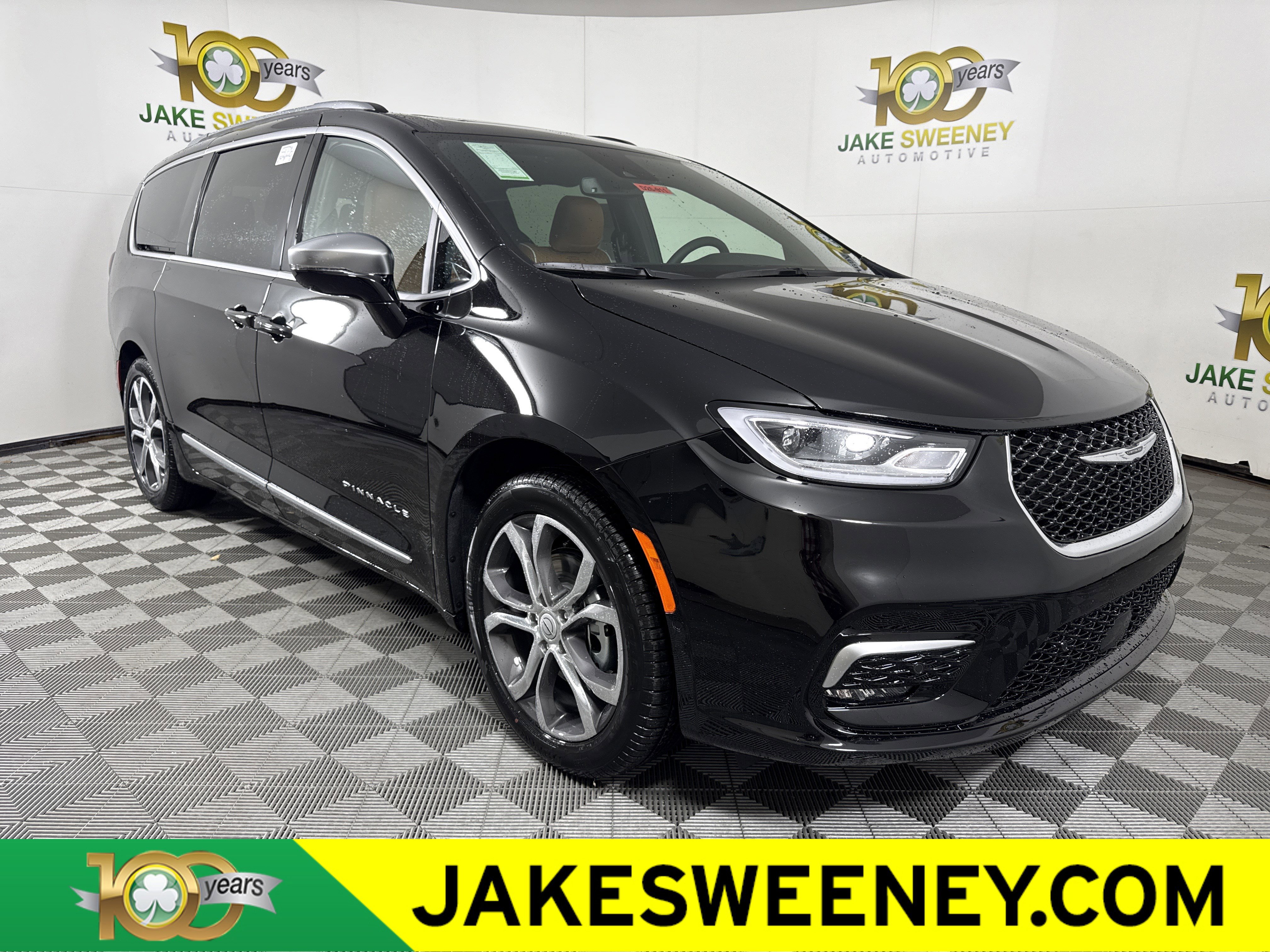 New 2026 Chrysler Pacifica Pinnacle