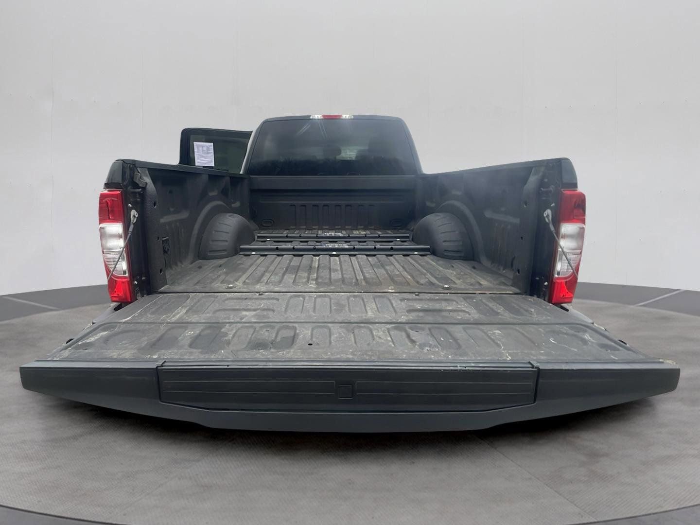 Used 2022 Ford F250 XL w/ STX Appearance Package image 21