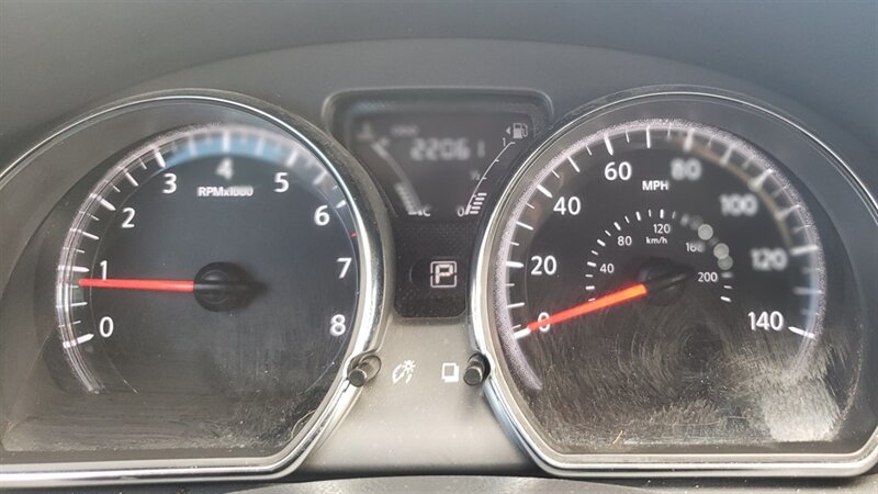 Used 2018 Nissan Versa SV FWD image 12