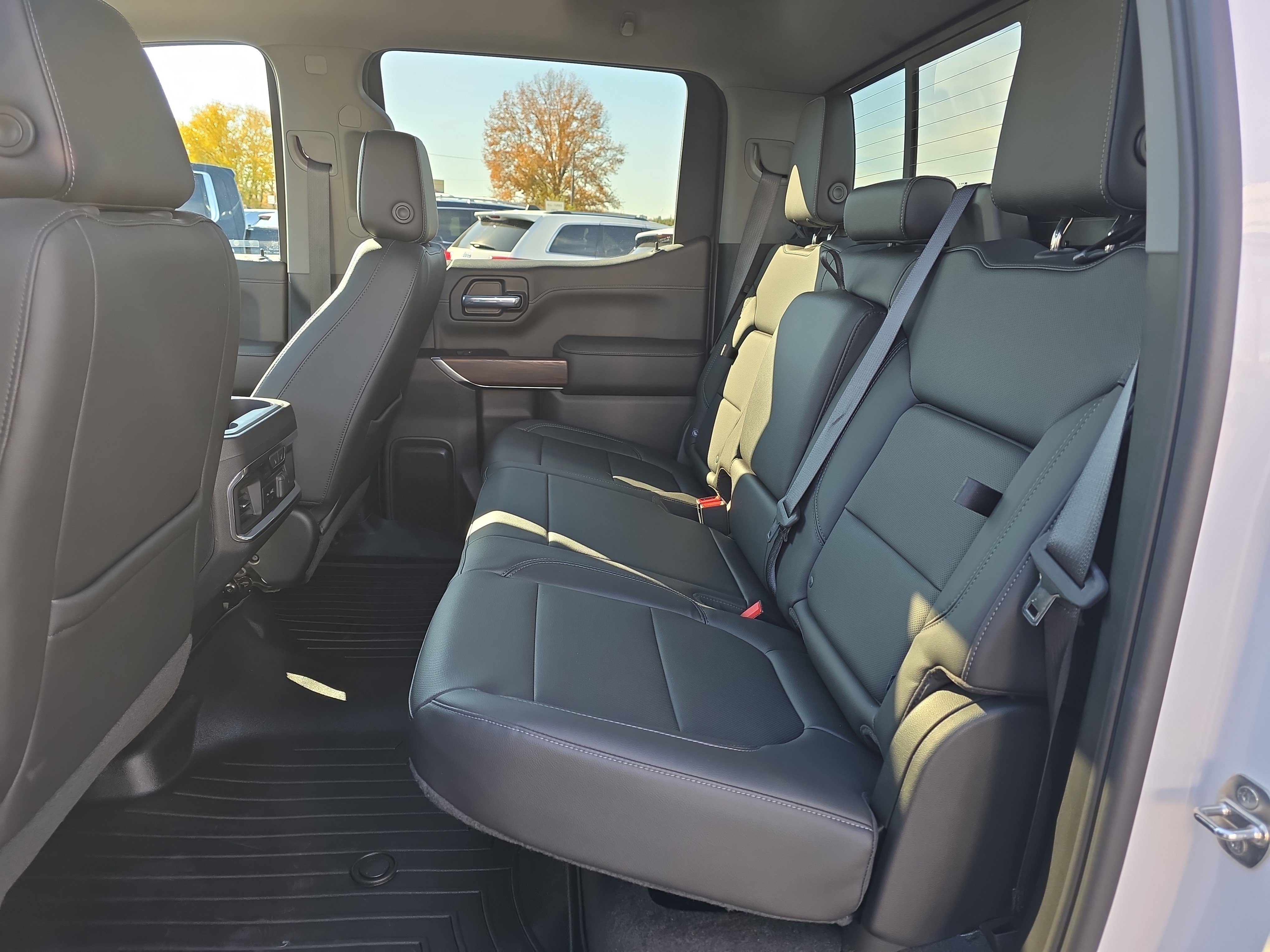 Used 2019 GMC Sierra 1500 SLT w/ SLT Premium Plus Package image 13
