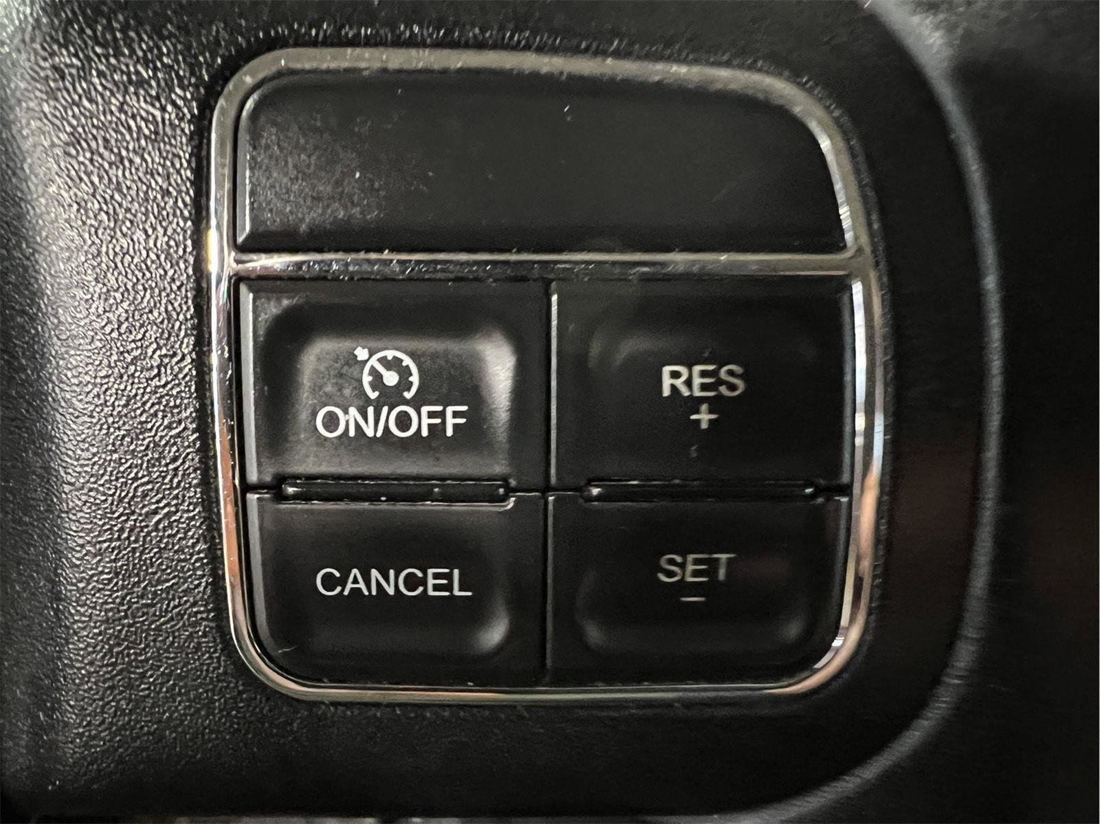 Used 2014 Jeep Wrangler Rubicon w/ Power Convenience Group image 15