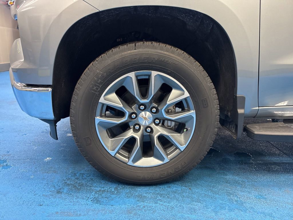 New 2026 Chevrolet Silverado 1500 LT w/ All Star Edition Plus image 14