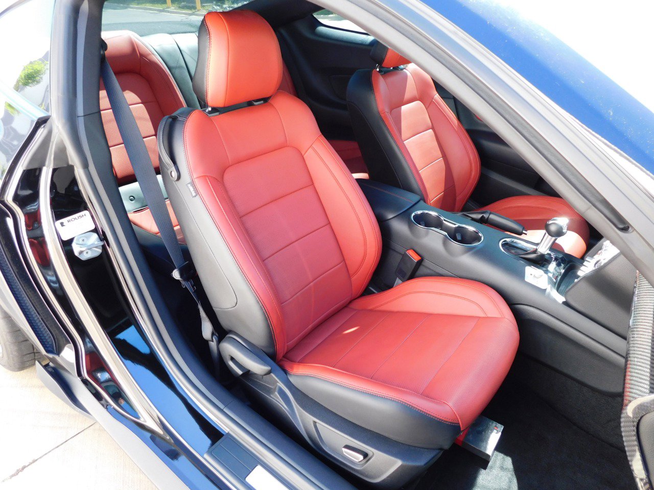 Used 2017 Ford Mustang GT Premium image 24