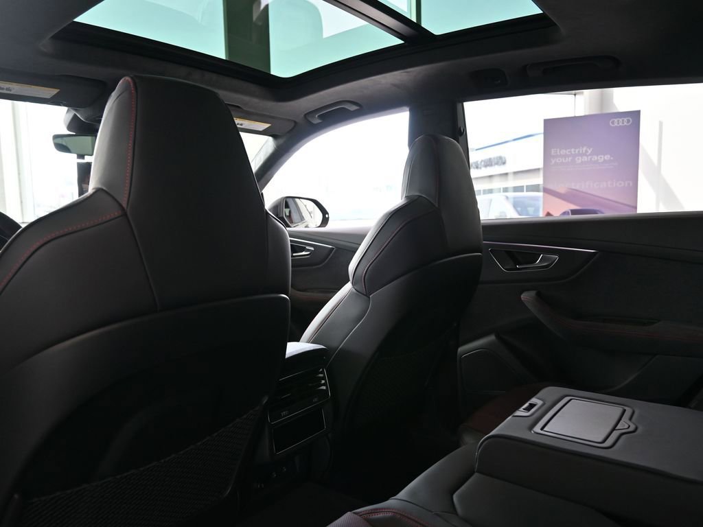 New 2026 Audi RS Q8 performance image 20