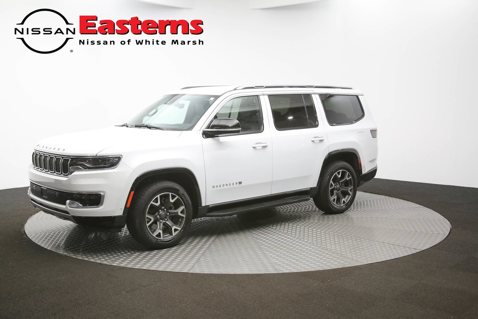 Used 2023 Jeep Wagoneer Series III w/ Preferred Equipment Group RWD image 55