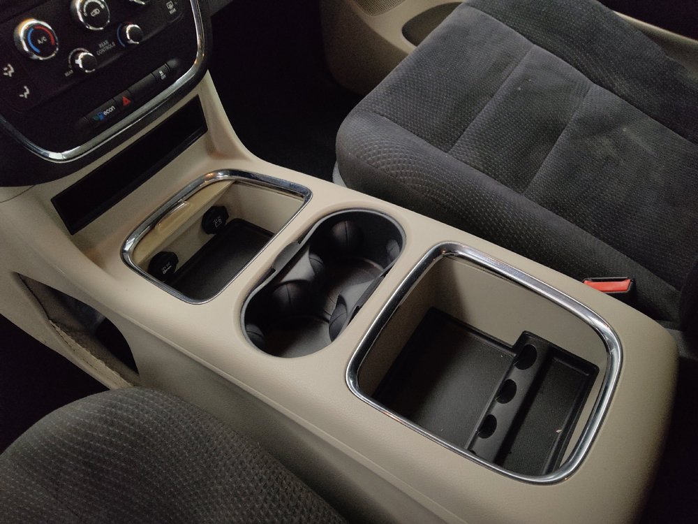 Used 2014 Dodge Grand Caravan SXT FWD image 26