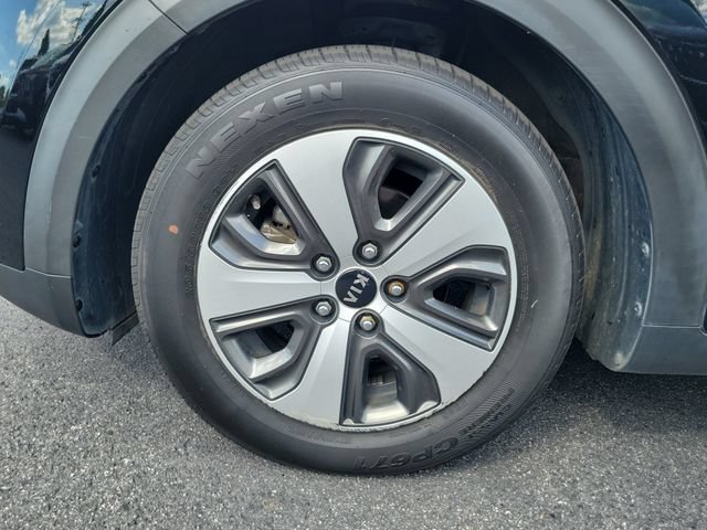 Used 2018 Kia Niro LX FWD image 7
