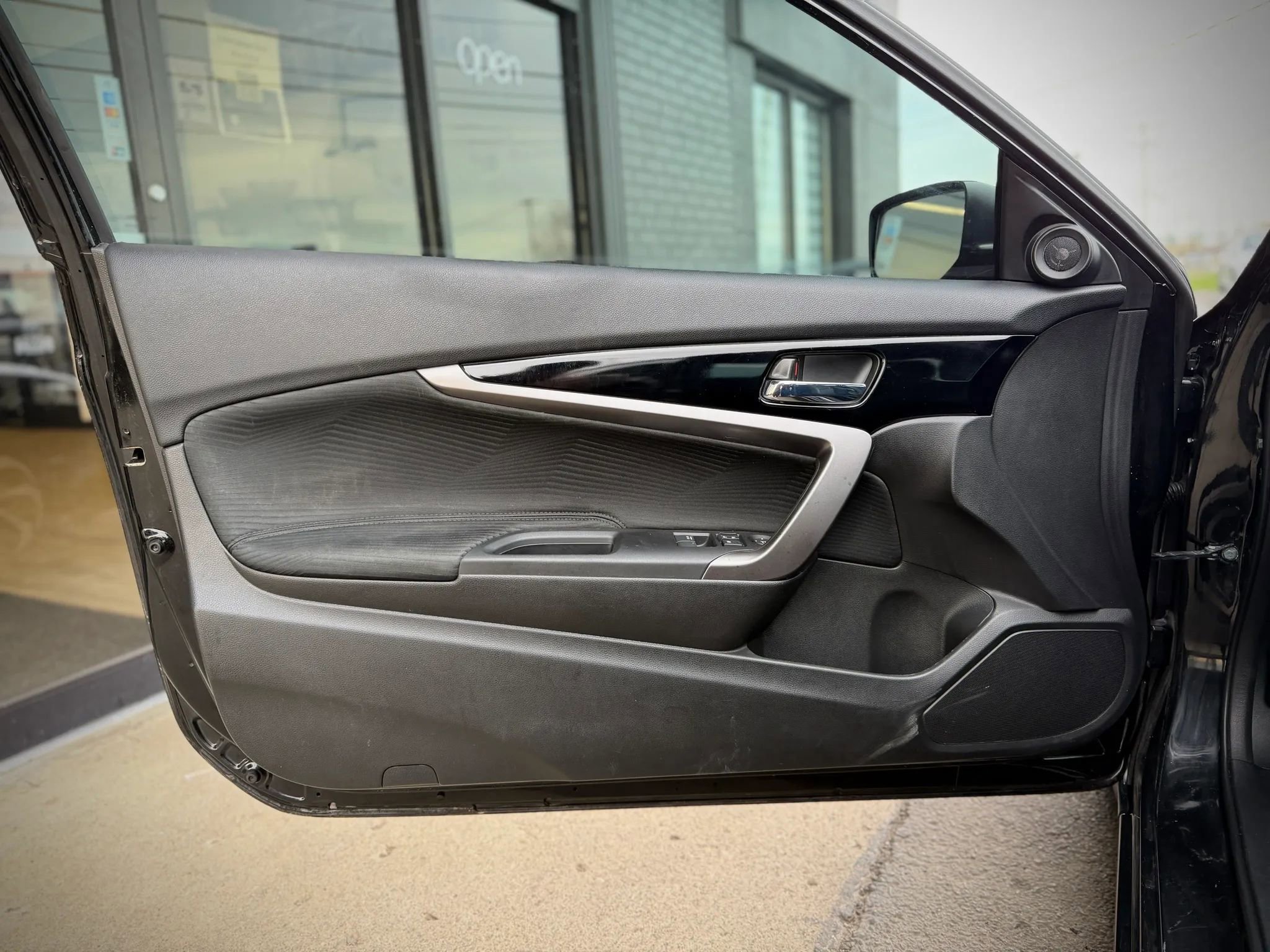 Used 2017 Honda Accord LX-S image 7