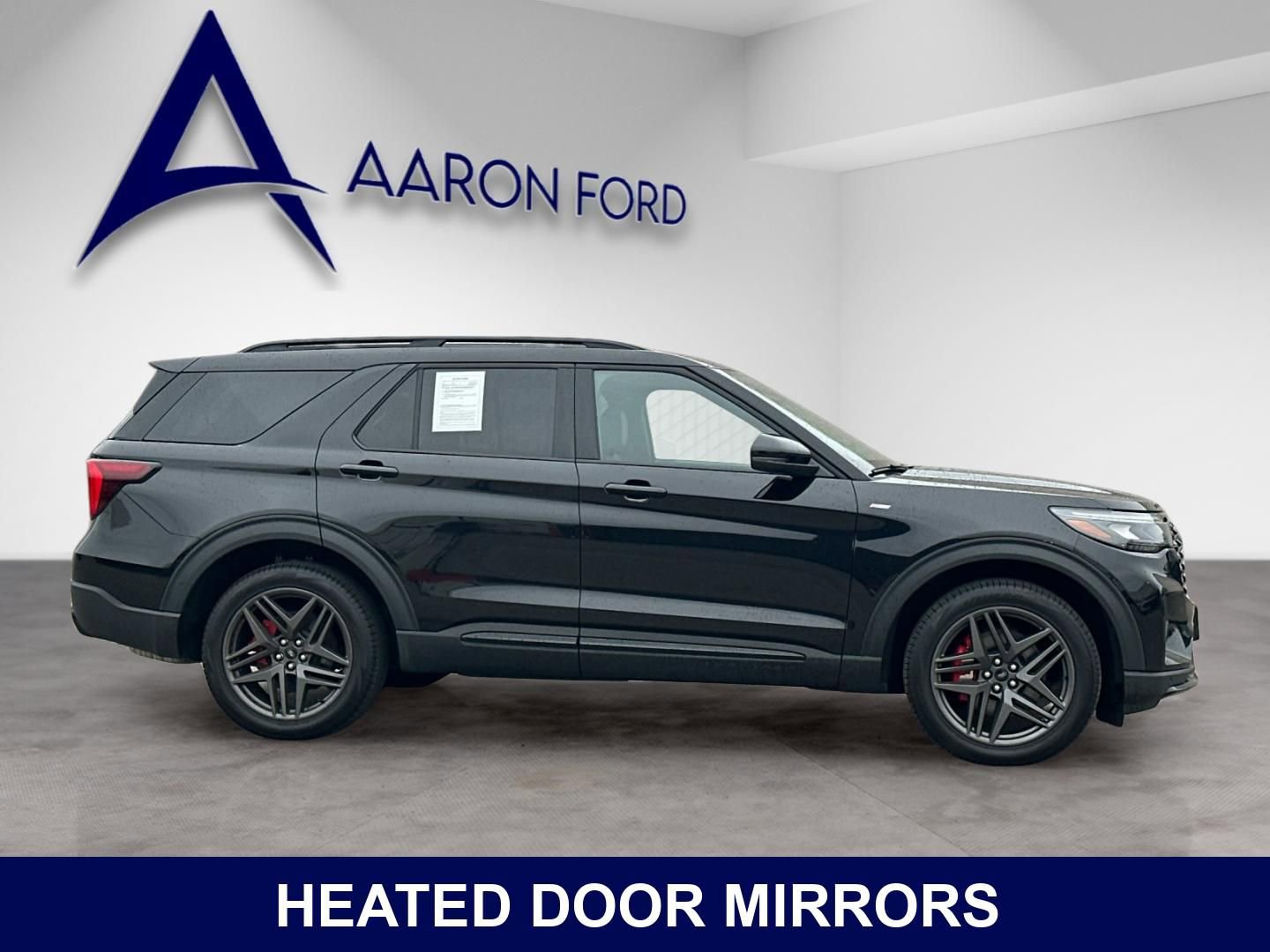 Used 2025 Ford Explorer ST-Line w/ Premium Package AWD/4WD image 7