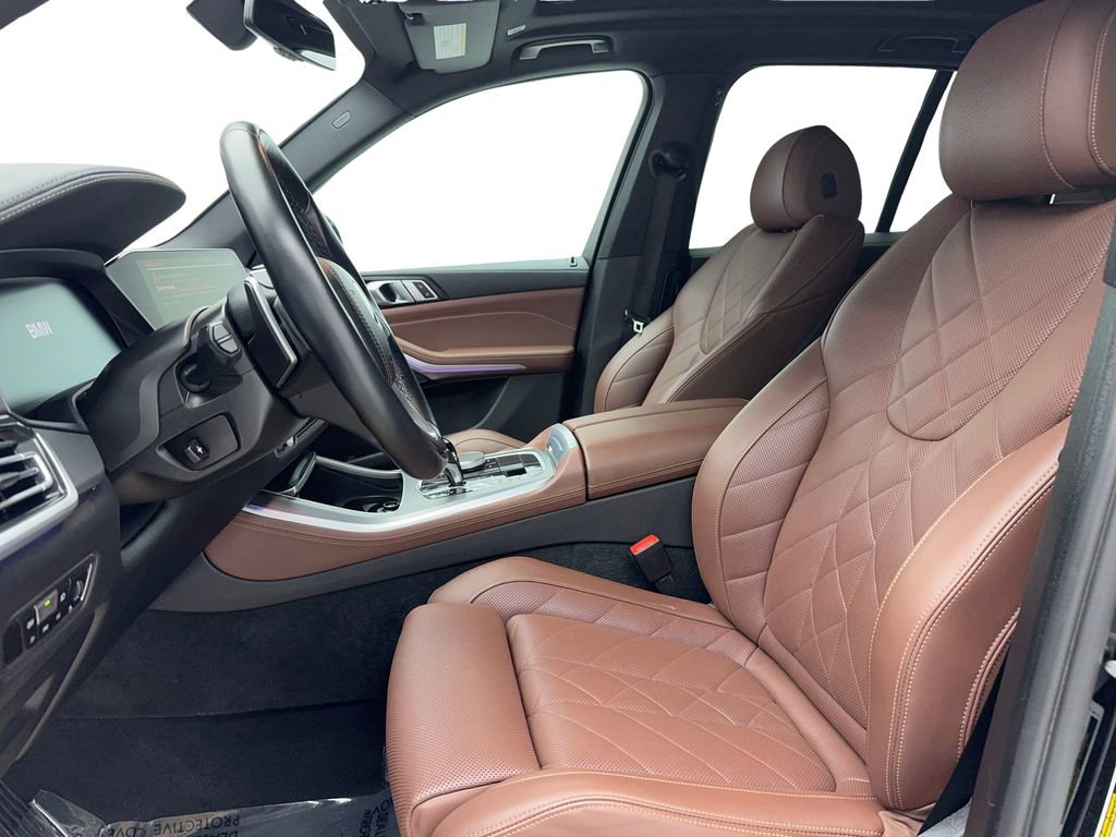 Used 2023 BMW X5 sDrive40i w/ Parking Assistance Package image 13