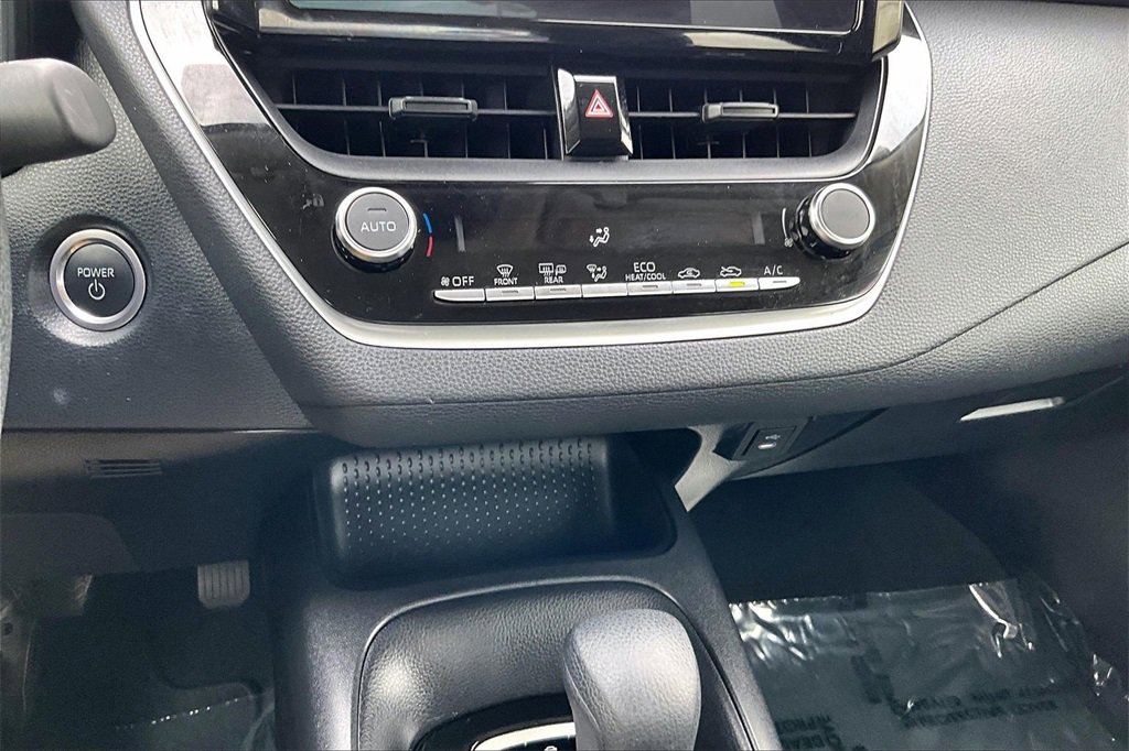 Certified 2024 Toyota Corolla LE w/ LE Convenience Package image 15