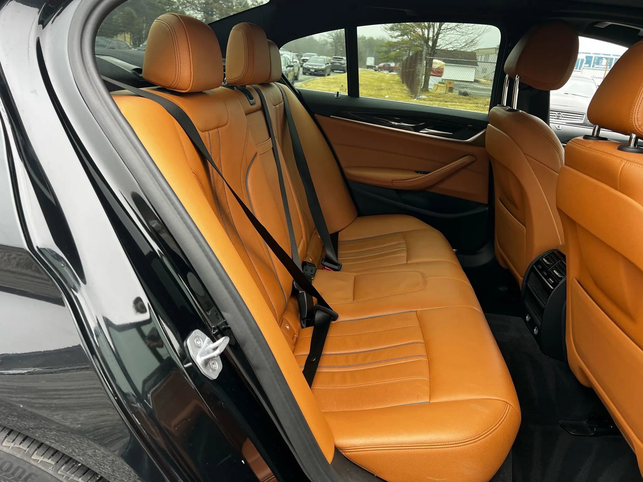 Used 2018 BMW 530i xDrive w/ Premium Package image 13