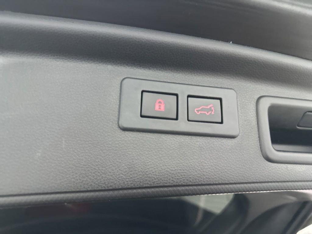 Used 2021 Subaru Forester Touring AWD/4WD image 23