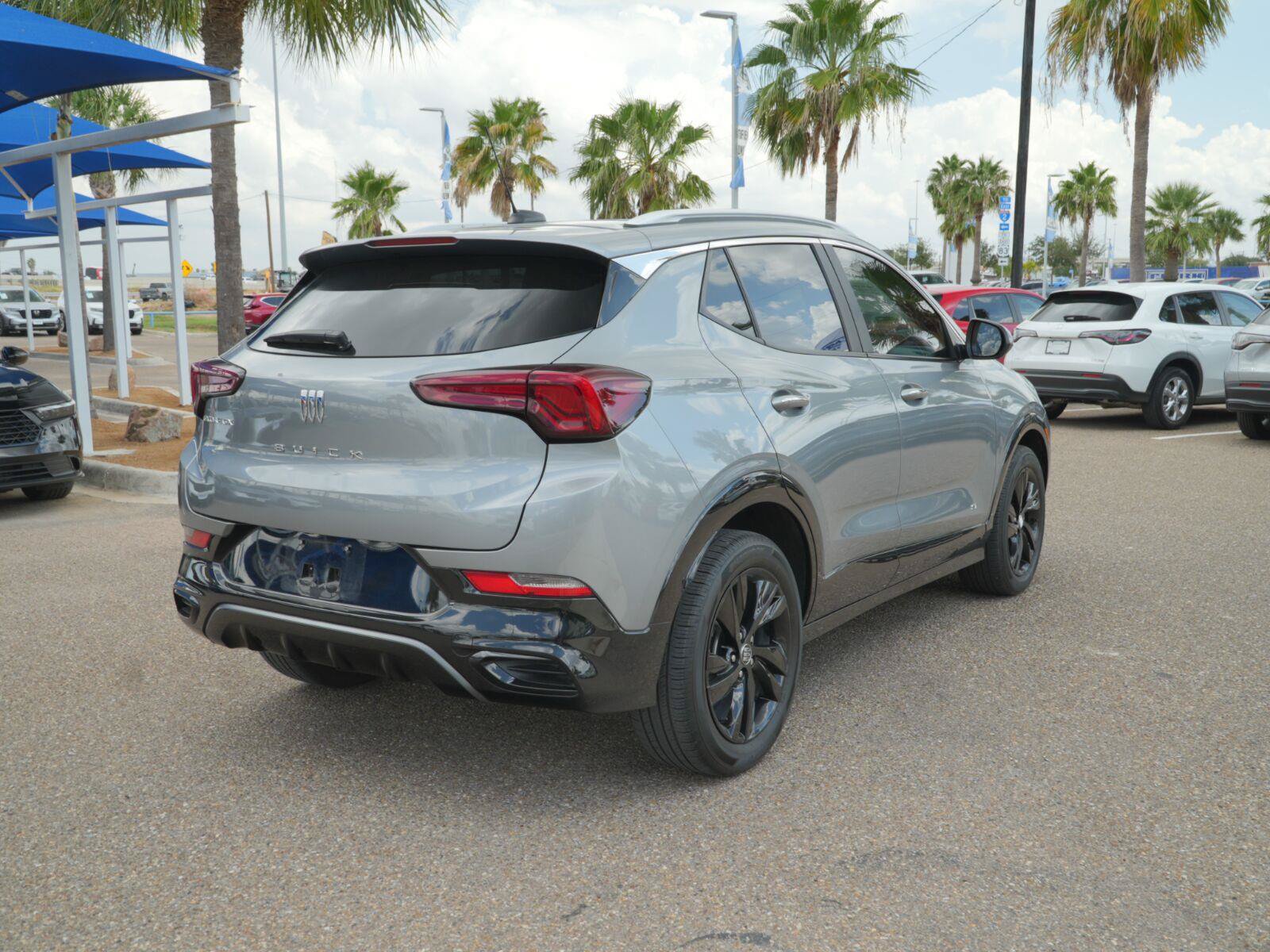 Used 2025 Buick Encore GX Sport Touring FWD image 5