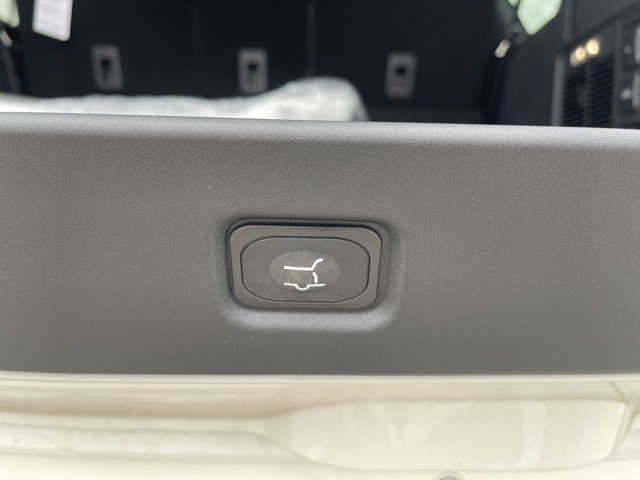 New 2025 Ford Expedition Max Platinum w/ Stealth Performance Package image 23