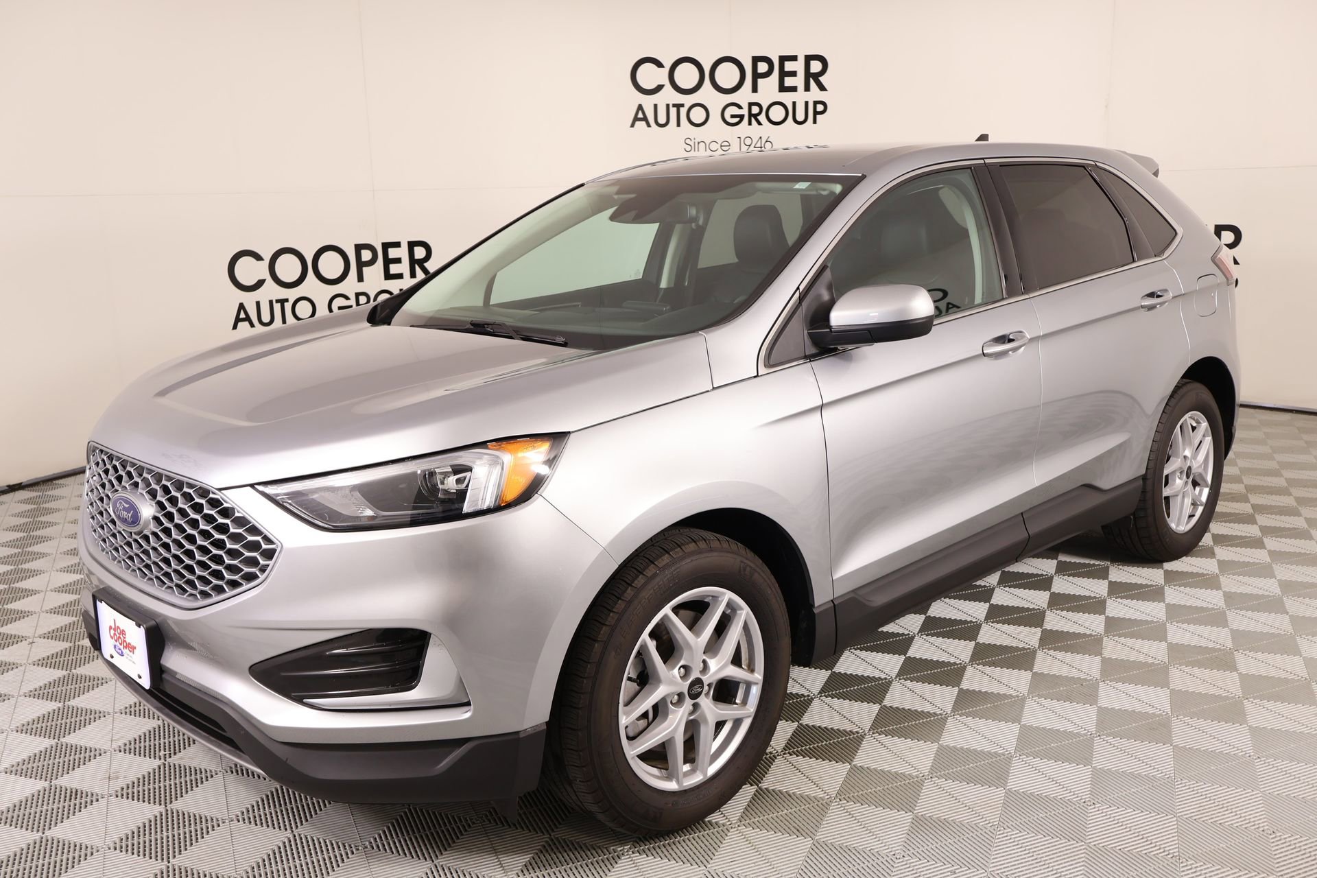 Used 2024 Ford Edge SEL image 10