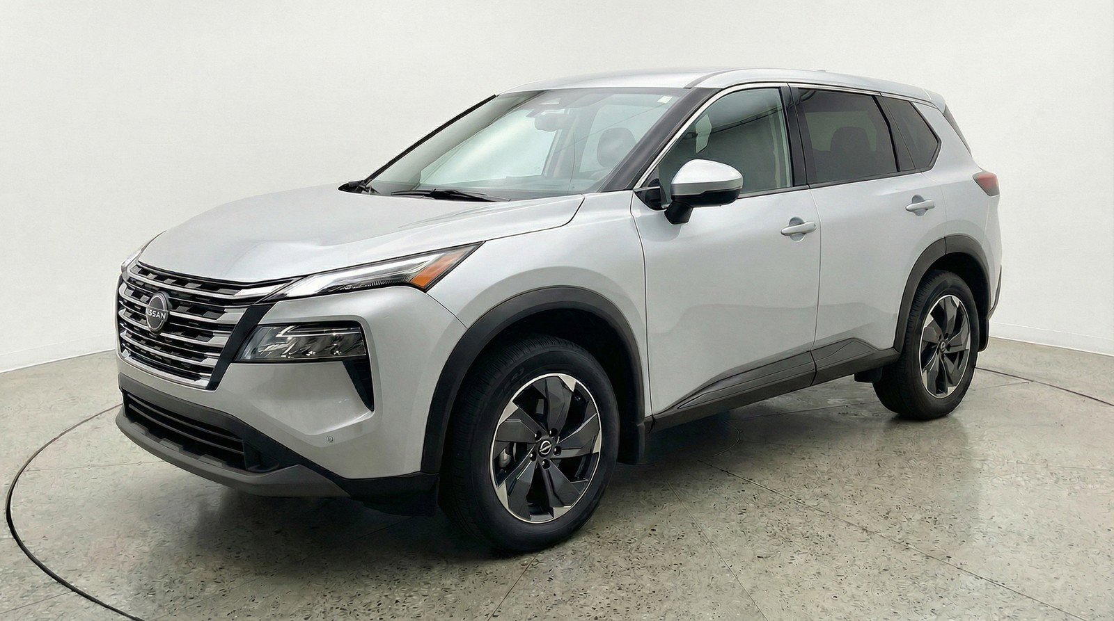 Used 2025 Nissan Rogue SV image 3