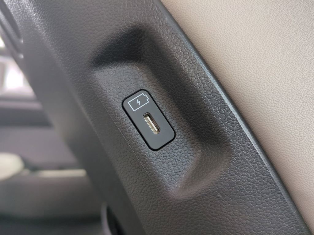 New 2026 Hyundai Santa Fe SEL FWD image 18