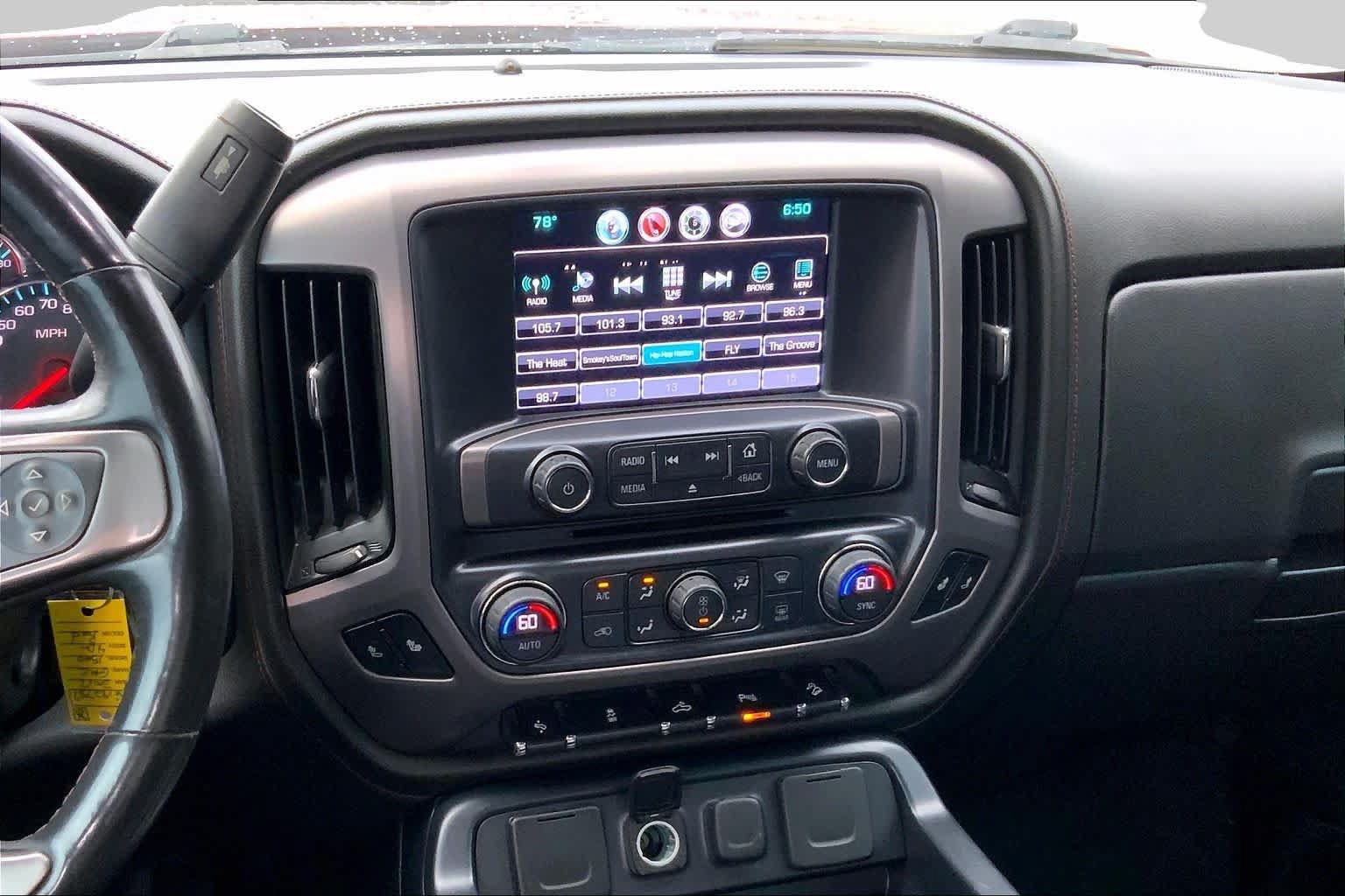 Used 2017 GMC Sierra 1500 SLT AWD/4WD image 7