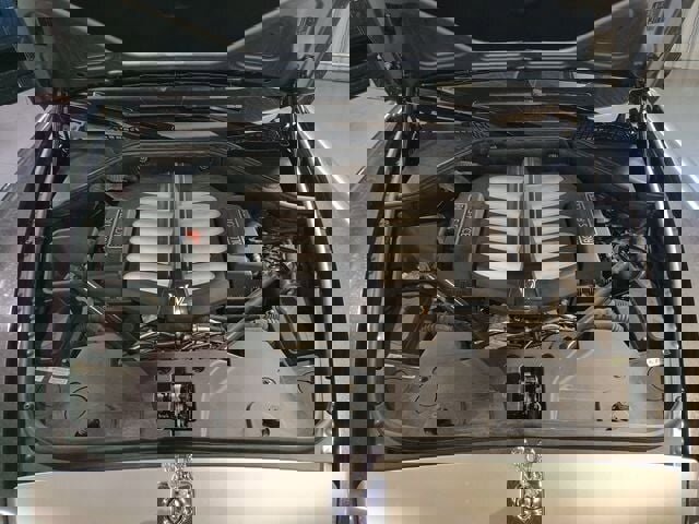 Used 2011 Rolls-Royce Ghost image 33