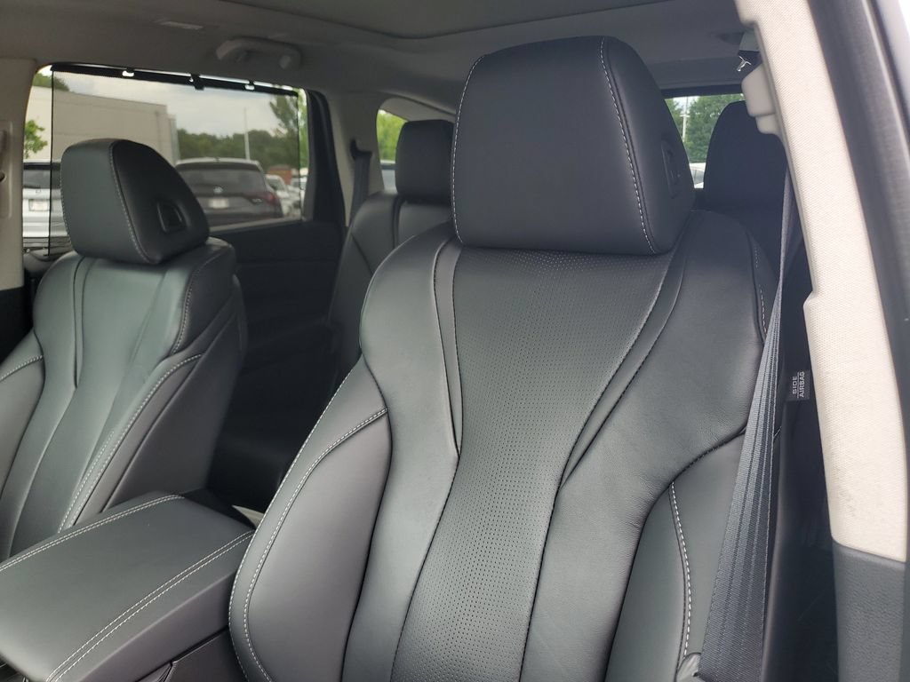 Certified 2026 Acura MDX w/ Technology Package FWD image 18