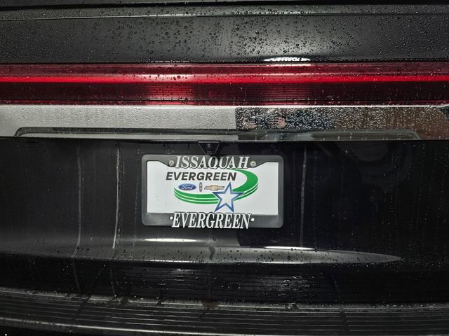 Used 2024 Lincoln Navigator Reserve w/ Equipment Group 201A image 15