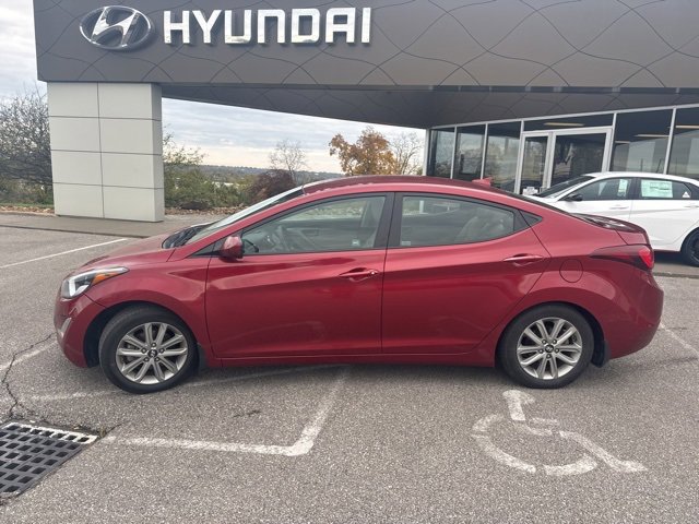 Used 2016 Hyundai Elantra SE w/ Option Group 02