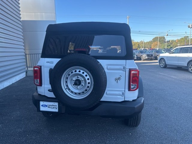 New 2025 Ford Bronco 4-Door image 4