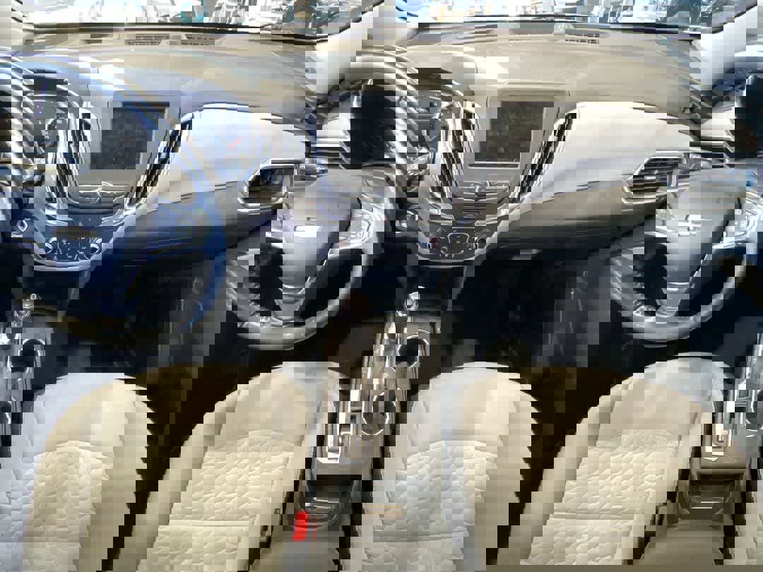 Used 2020 Chevrolet Equinox LT image 23