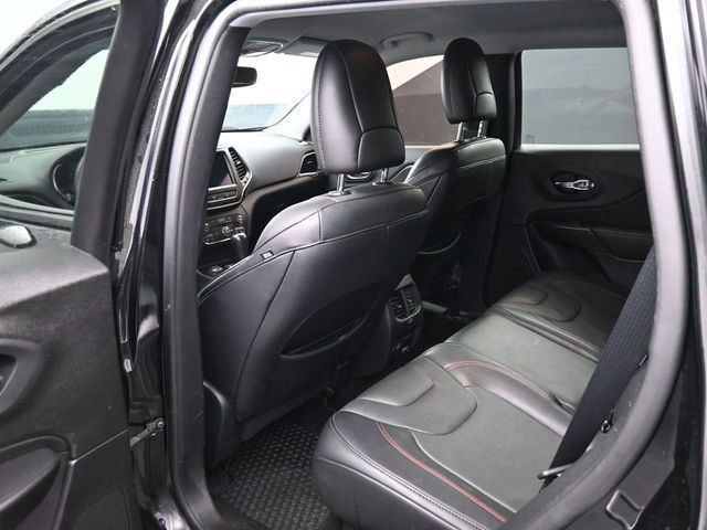 Used 2021 Jeep Cherokee Trailhawk w/ Premium Leather Package image 14
