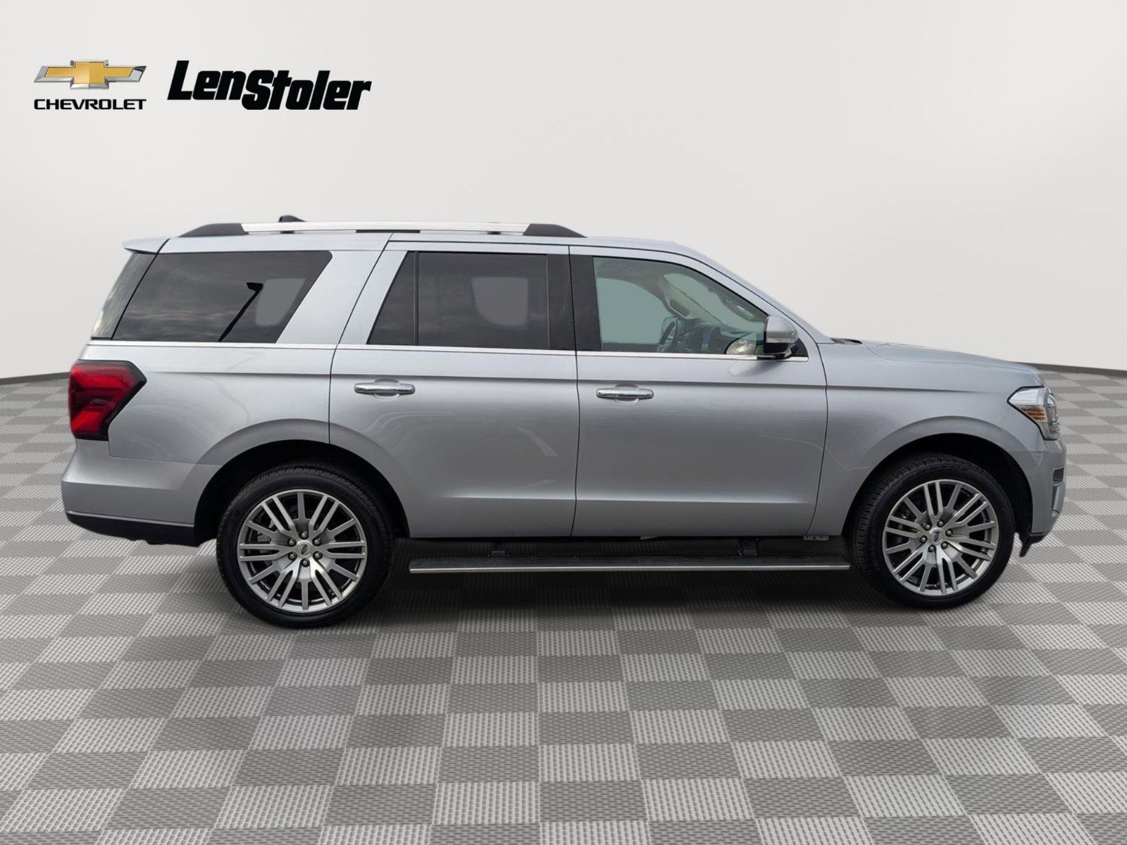 Used 2024 Ford Expedition Limited image 6