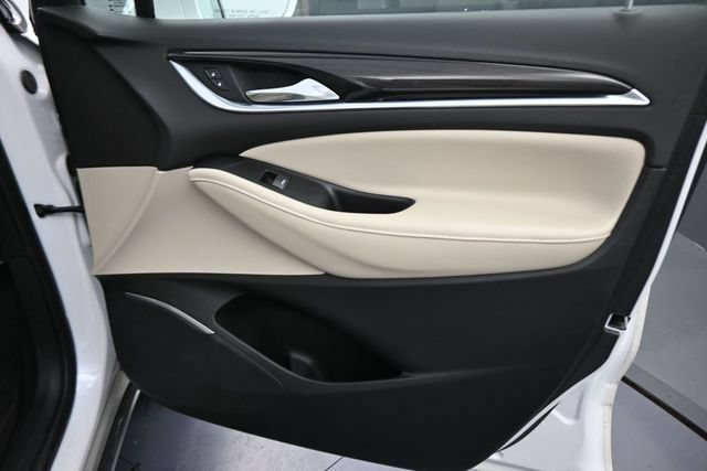 Used 2019 Buick Enclave Essence FWD image 22