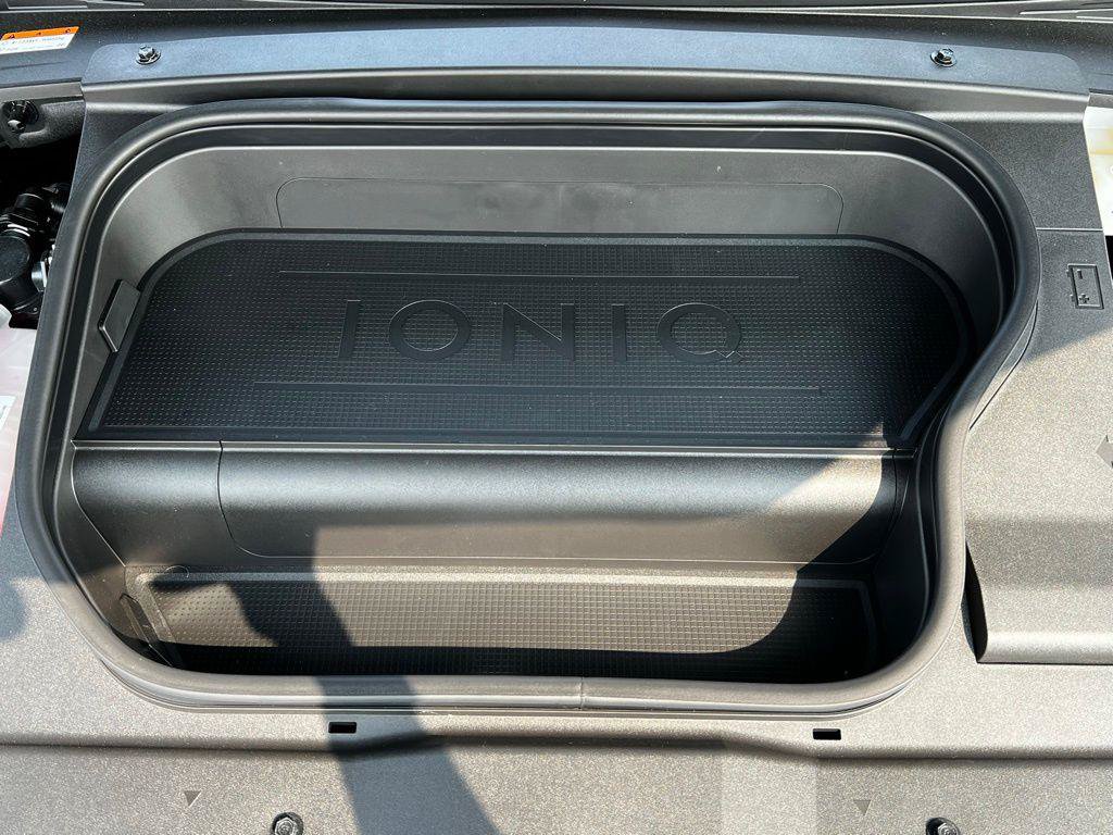 New 2024 Hyundai Ioniq 6 SEL AWD/4WD image 10